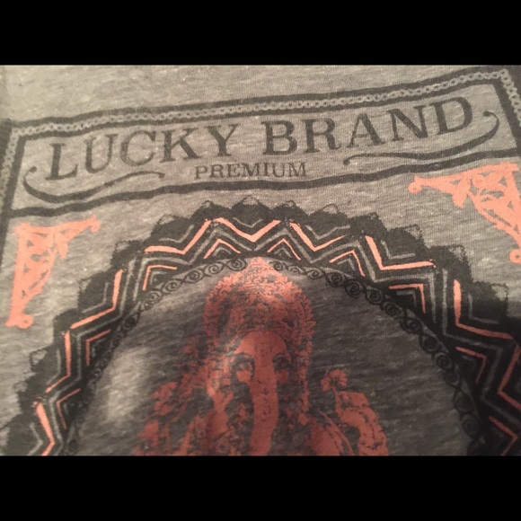 π Lucky Brand Tee - Picture 5 of 8